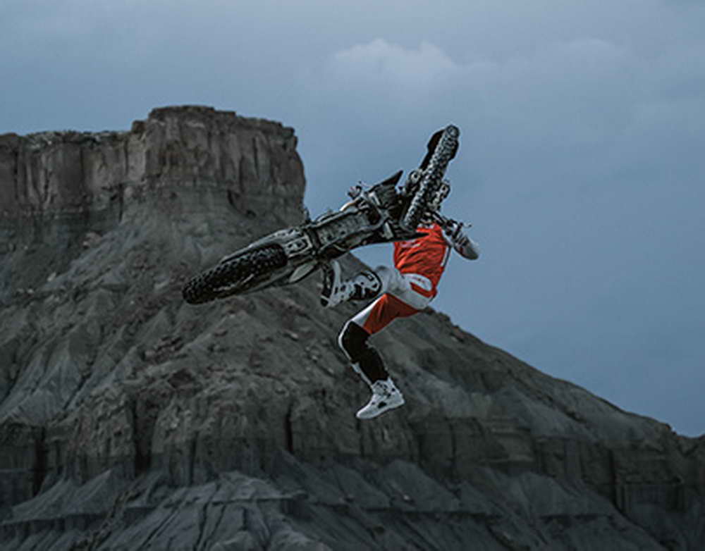 Пермские полицейские задержали подростка, славшего угрозы в Большесосновскую СОШ